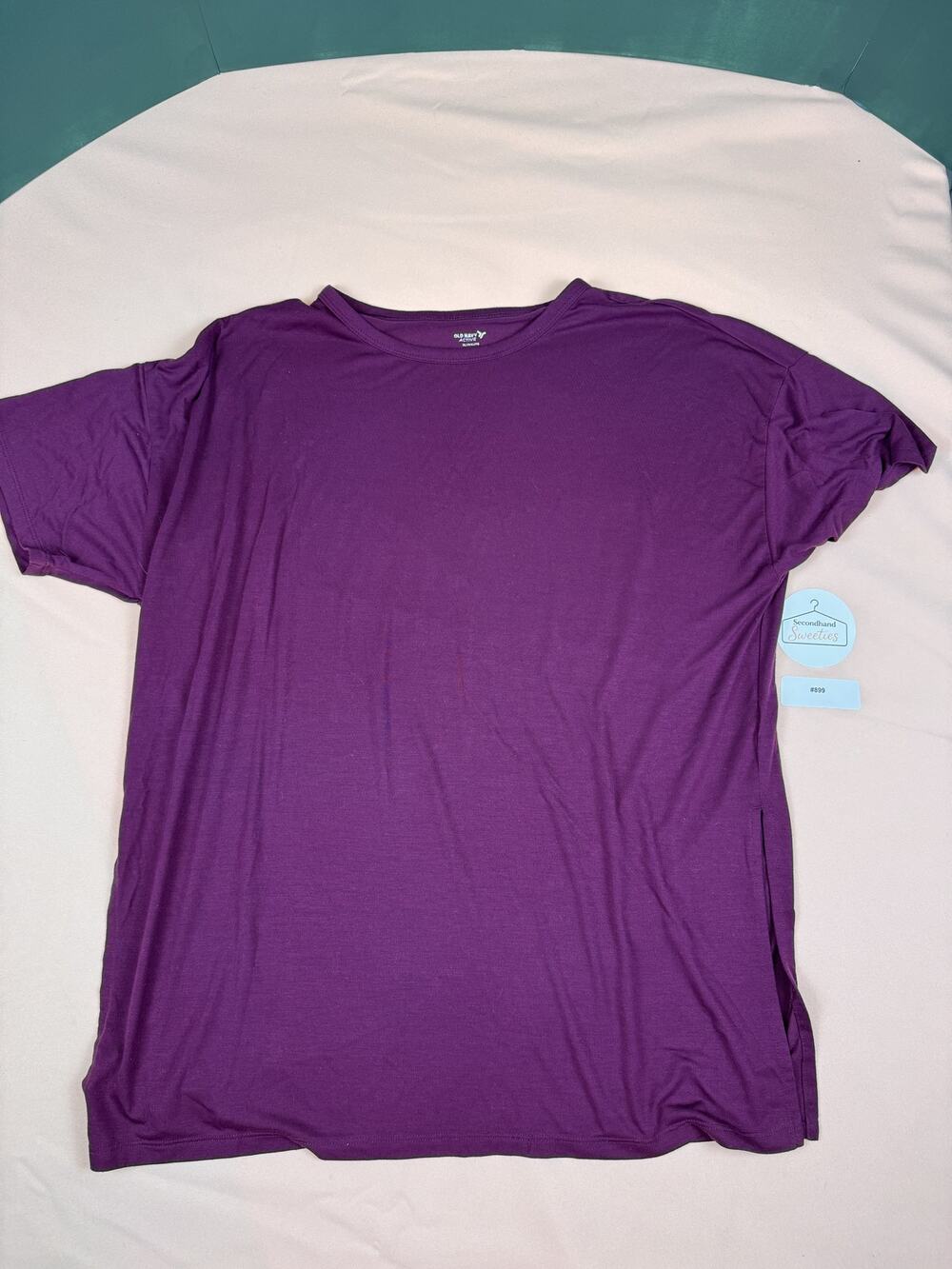 Old Navy Maternity Active Go-Dry Ultralite Short Sleeve Top – Women’s Medium